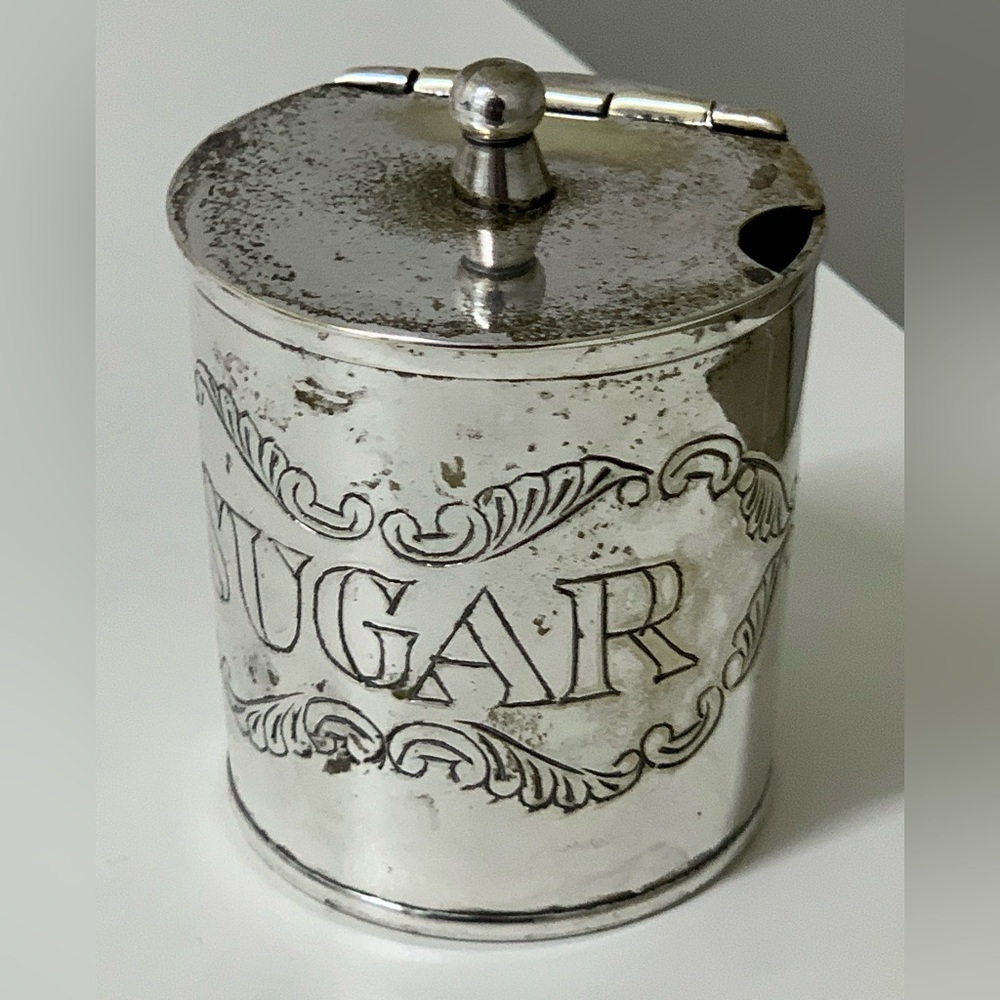Vintage Engraved Hinge Lidded Silver Plated Brass Sugar Bowl w/ Spoon Groove